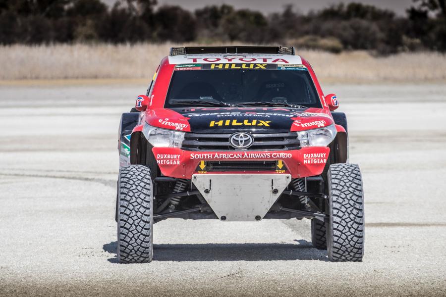  Toyota Hilux Evo Rally Dakar 2017 года  (фото 4 из 23)